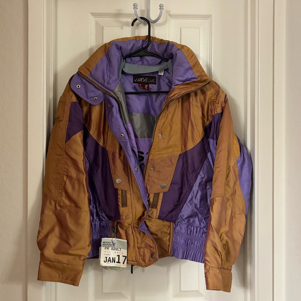 Vintage Nevica FS22 Purple & Gold Retro ski jacket Size 6